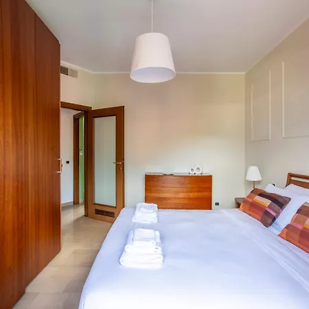 Lake, 6 Posti, Vista Monti, Clima E Garage Appartamento